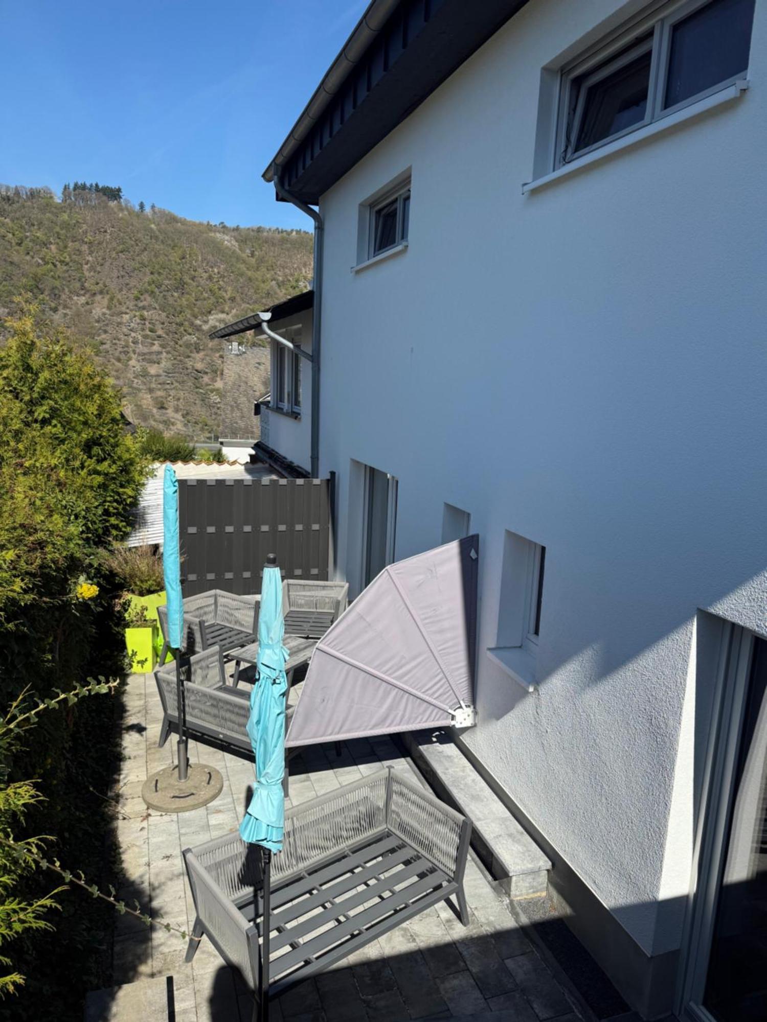 Haus Uebernachtenswert Cochem Mosel ภายนอก รูปภาพ
