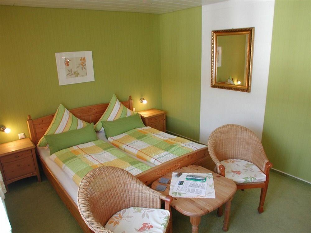 Haus Uebernachtenswert Cochem Mosel ภายนอก รูปภาพ