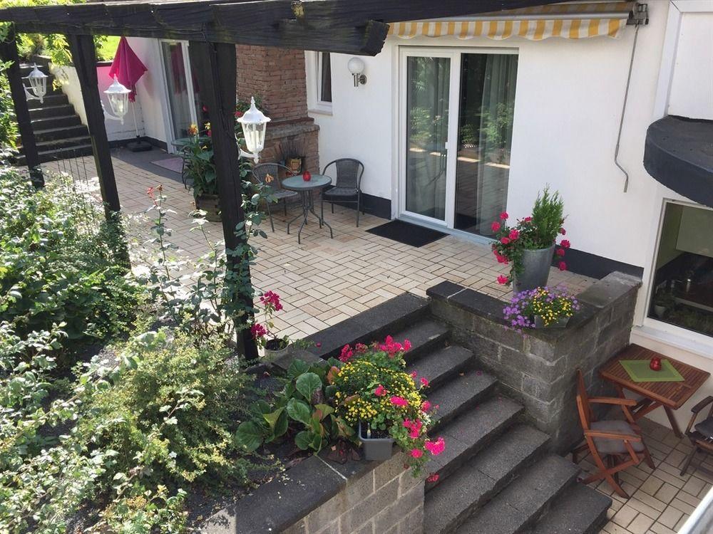 Haus Uebernachtenswert Cochem Mosel ภายนอก รูปภาพ